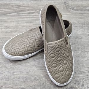 Tory Burch Jesse Quilted Sneakers Size 6.5